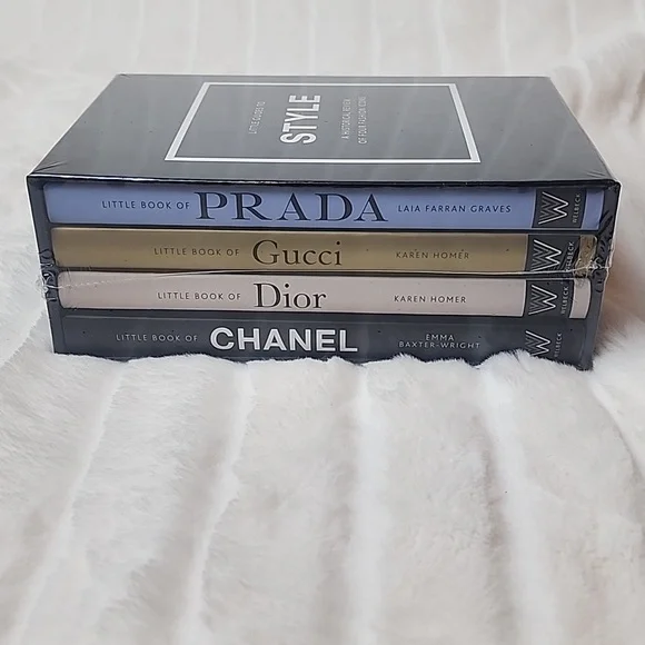 NIB Little Guides to Style - Picture 3 of 4